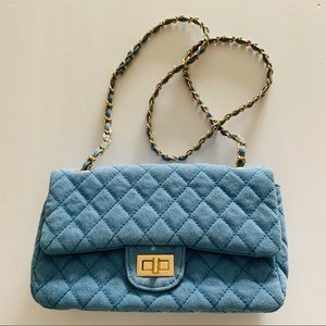 Accepting offers! Quilted purse with gold chain.
